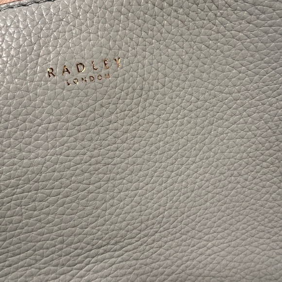 Radley London Dukes Place Medium Pebble Leather Compartment Crossbody - Picture 6 of 9